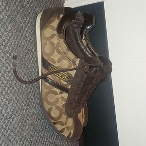 Coach (Kathleen) Shoes Size 8M